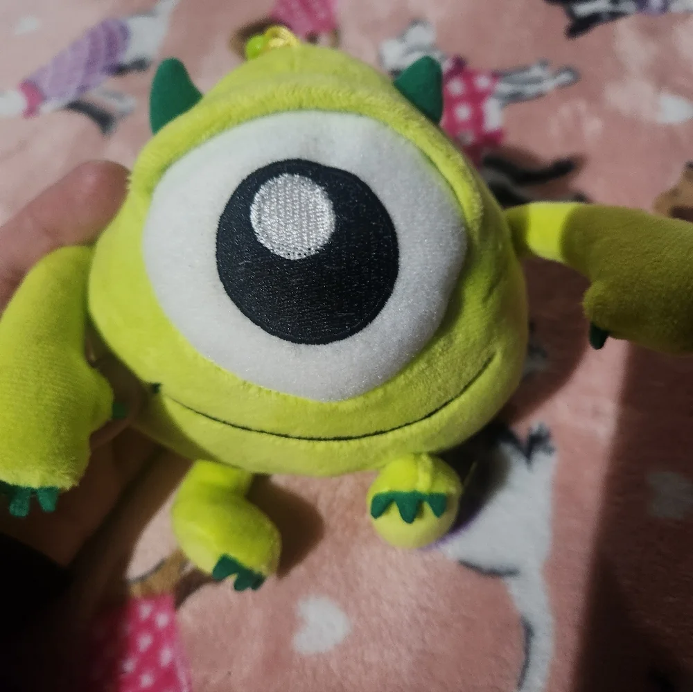 Mike Wazowski Bag Clip / Keychain Plush Monsters Inc Disney - Picture 8 of 8